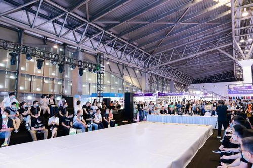 蝴蝶堂資訊 開幕首日,第四屆上海國際帽子圍巾手套暨服飾配飾展賦能時尚產(chǎn)業(yè)